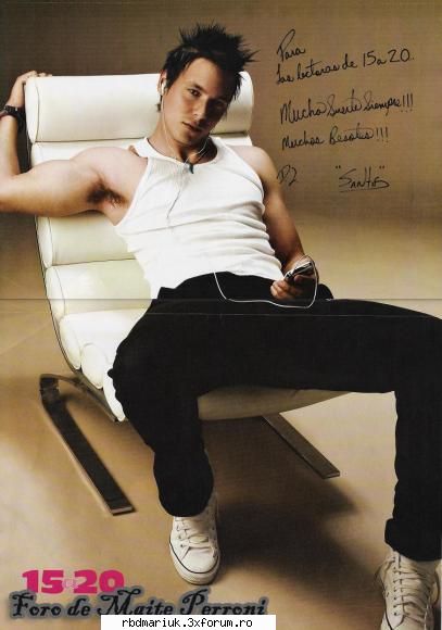 Derrick James(Santos) - are par l subrat in poza asta si are muuult - Rebelde