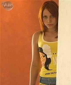 Karla(Pilar) - dar e tipa d trb in realitate - Rebelde