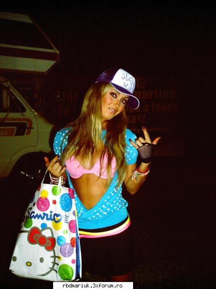 any tinkiwinky poze q anahi